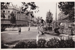 Toulouse-Place-et-Cours-Lafayette